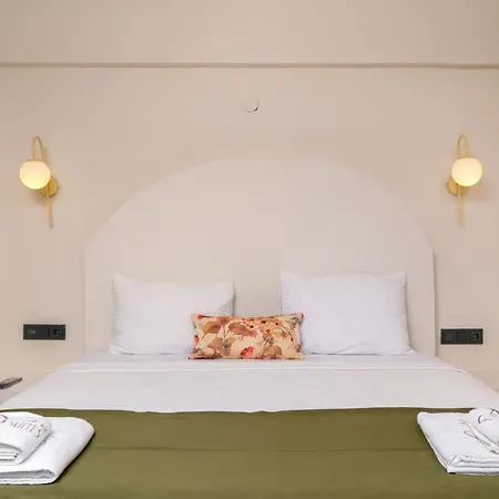 Tütsü Pension&suites Eskiomerler